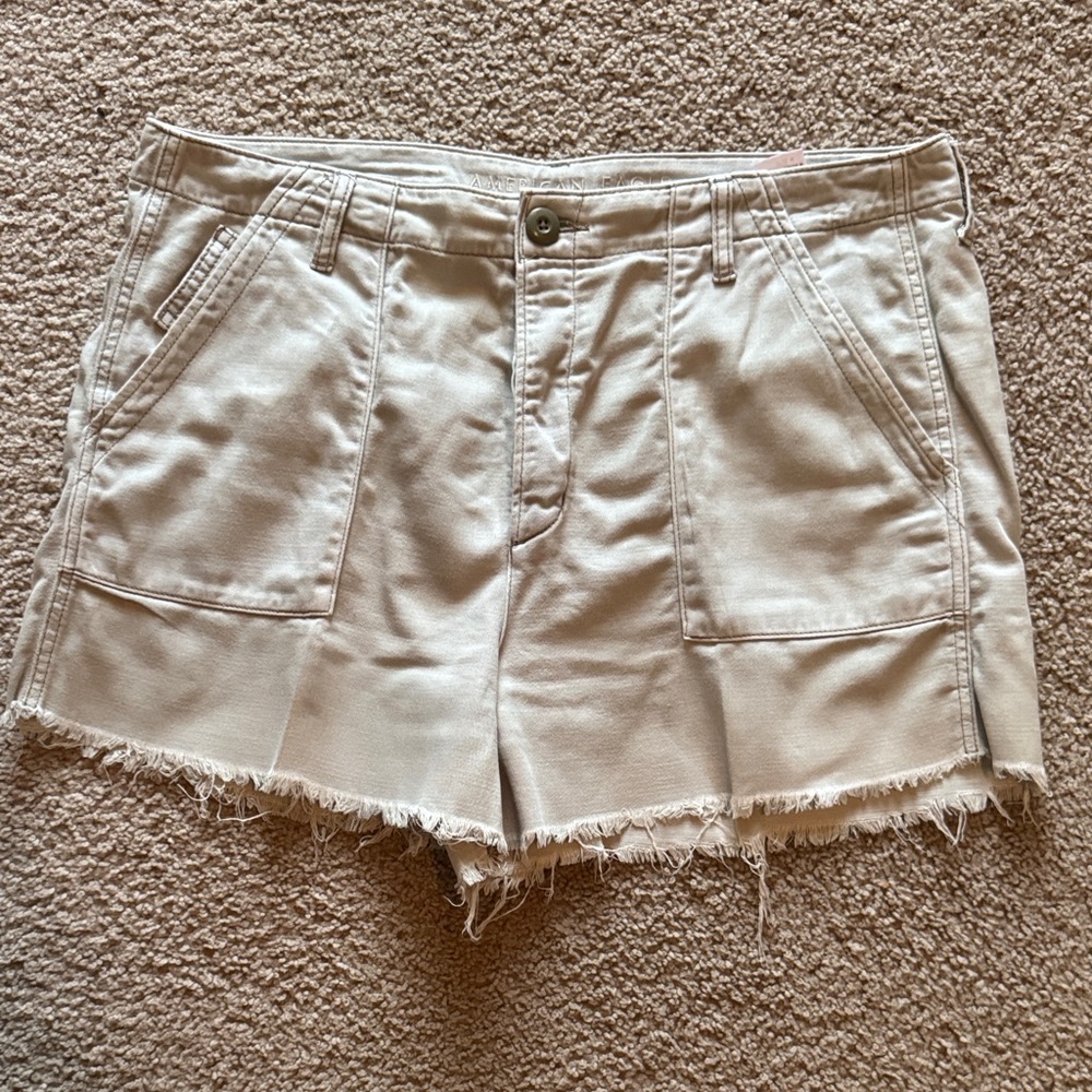 American Eagle Outfitters Tan Women's Cargo Shorts